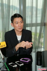 组图：刘德华林志玲做访问男帅女靓