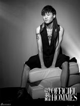 组图：张玮最新时装大片曝光 大展搞怪随性