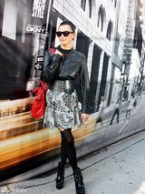 组图：莫小棋女王范儿亮相纽约时装周