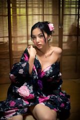 组图：香港组合Donut大尺度写真 谢芷蕙秀翘臀