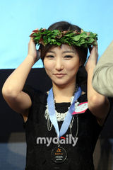 幻灯图：申贤俊U-KISS等参加活动 呼吁人们禁烟