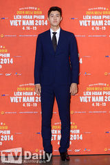 组图：韩童星吕珍九金赛纶齐亮相越南电影节