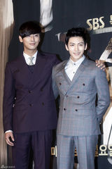 高清组图：朱智勋等亮相《五根手指》发布会