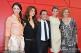 组图：影片《产前忧郁》首映 导演拥两美女演亮相