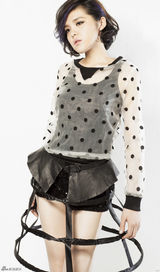 组图：刘思涵新年写真曝光 期待华丽转身