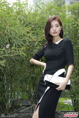 组图：Ana R只想蜜恋 Jocelyn开心与家人度圣诞