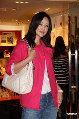 组图：陈嘉桓担心身高不利拍戏 马国明帮旧爱开脱