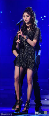 组图：韩新女团EXID《Show Champion》节目性感华丽