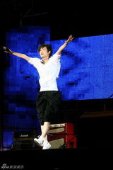 幻灯组图：中歌榜红五月音乐节落幕 羽泉自称粉丝