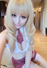 组图：复旦校花不雅照流出 网友叹清纯不再