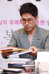 组图：刘俊相新书《幸福的发明》出刊纪念会