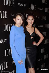 组图：陈冠希亮相闭口不提锋芝 杨千嬅裸胸裙性感