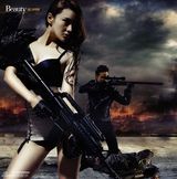 组图：张馨予特工形象比肩朱莉 大玩“让子弹飞”