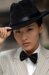 高清图：郑罗茜为《家仇》屡变形象