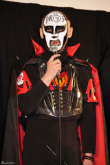 组图：中村狮童泪崩 小西真奈美自豪男人最想娶