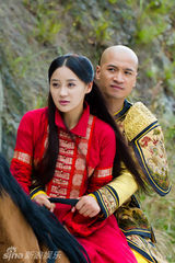 组图：《宫锁珠帘》8日大结局 上演温暖三角恋