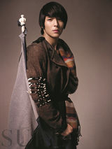 组图：FT Island时尚写真 弘基钟勋变美丽战士