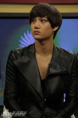 组图：EXO-K成员KAI迎接二十岁成人礼