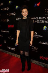 组图：姚明变身国际特奥会董事 携叶莉出席晚宴