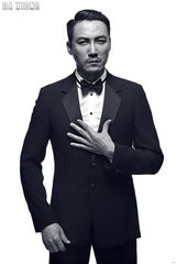 组图：张兴哲曝黑白写真 双面绅士霸气腹黑