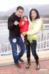 幻灯图：袁咏仪不反对女儿选美 方中信曝不再造人