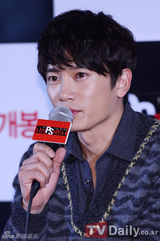 组图：池城金雅中新片《我的PS搭档》举行试映会