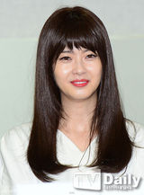 组图：高雅拉任慈善宣传大使致力帮助贫困儿童