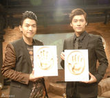 组图：《千金归来》庆功会李易峰李威互告白