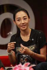 组图：《那五年》做客 白百合张孝全浪漫谈情