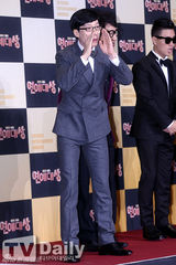 组图：SBS演艺大赏《跑男》大热 金秉万获大奖