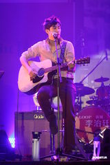 组图：李治廷带病开演唱会 卫兰任嘉宾叶德娴等捧场