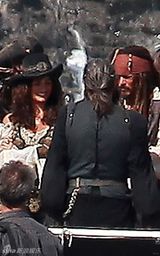 幻灯图集：《加勒比海盗4》热拍 德普携手克鲁兹