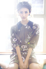 高清图：景甜登时尚杂志封面 甜美小妞蜕变成熟