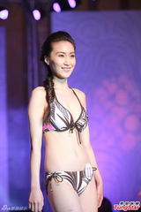 组图：亚姐大中华赛区泳衣秀 爆乳美腿一览无余