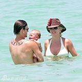 组图：盘点布兰妮与凯文昔日恩爱瞬间