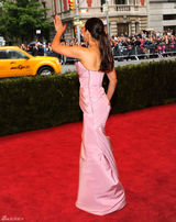 高清组图：《碟中谍4》女星宝拉-巴顿性感亮相