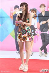 组图：蝴蝶姐姐自曝单身 与罗志祥情同兄妹