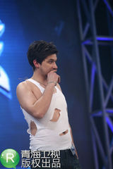 组图：完美先生周冠军出炉 李晨客串酒吧舞女