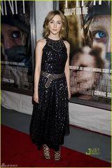 高清组图：《汉娜》纽约首映 西尔莎-罗南性感亮相