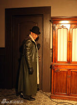 组图：王学圻蒋勤勤《姥爷的抗战》热拍