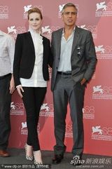 组图：《三月十五日》发布会 乔治-克鲁尼等到场