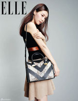 高清组图：韩星蔡贞安拍写真 时尚迷人秀裸妆