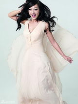 幻灯：姜鸿清新自然写真 显高雅气质不凡