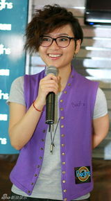 高清组图：周笔畅自创品牌晋升老板 付辛博助阵