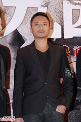 组图：冯小刚徐帆携《一九四二》香港首映