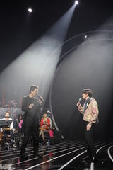 《歌手》彩排照曝光 林志炫萧敬腾同台飙歌(图)