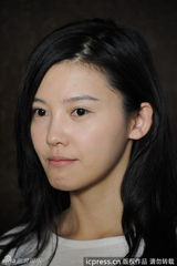 组图：赵薇助阵李樯新书发布 被指人红体胖