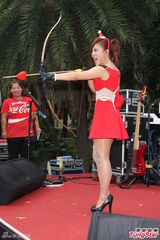 组图：丁当公开择偶标准 想度假盼真爱