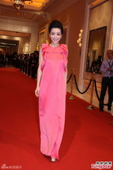 组图：澳门电影节葛优成龙相逢 彭丹熊黛林斗艳