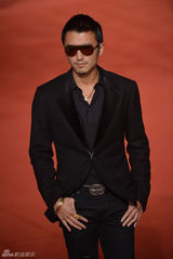 高清组图：第49届金马奖红毯星光闪耀